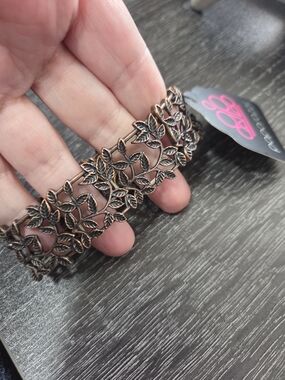 215# Paparazzi Leaf Vine Filigree Cuff Bracelet - Copper Tone